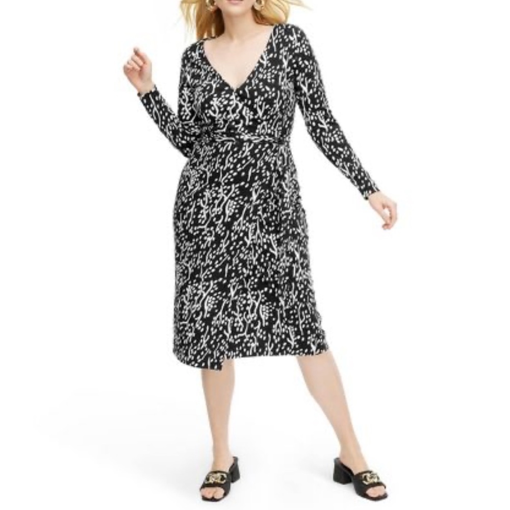 Women's Long Sleeve Midi Sea Spots Black
Wrap Dress - DVF ‼️‼️ - Picture 6 of 7